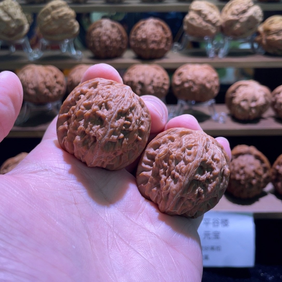 农***夫吊坠文玩核桃全品山地正磨