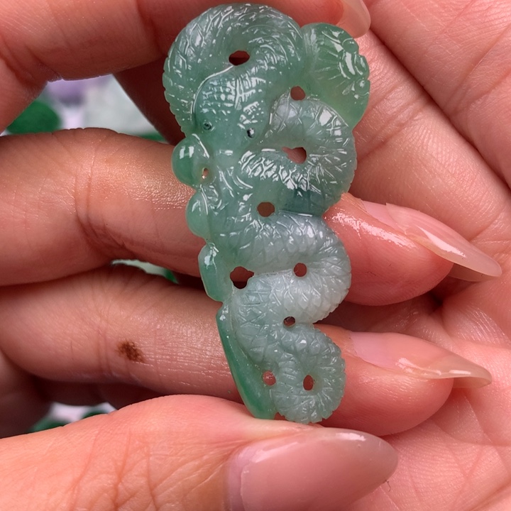 定制翡翠未镶嵌翡翠