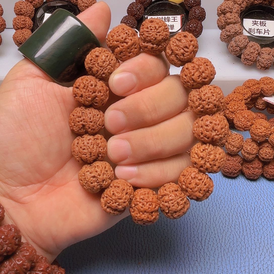 金刚菩提手串263/21mm 闷墩五星蜂王