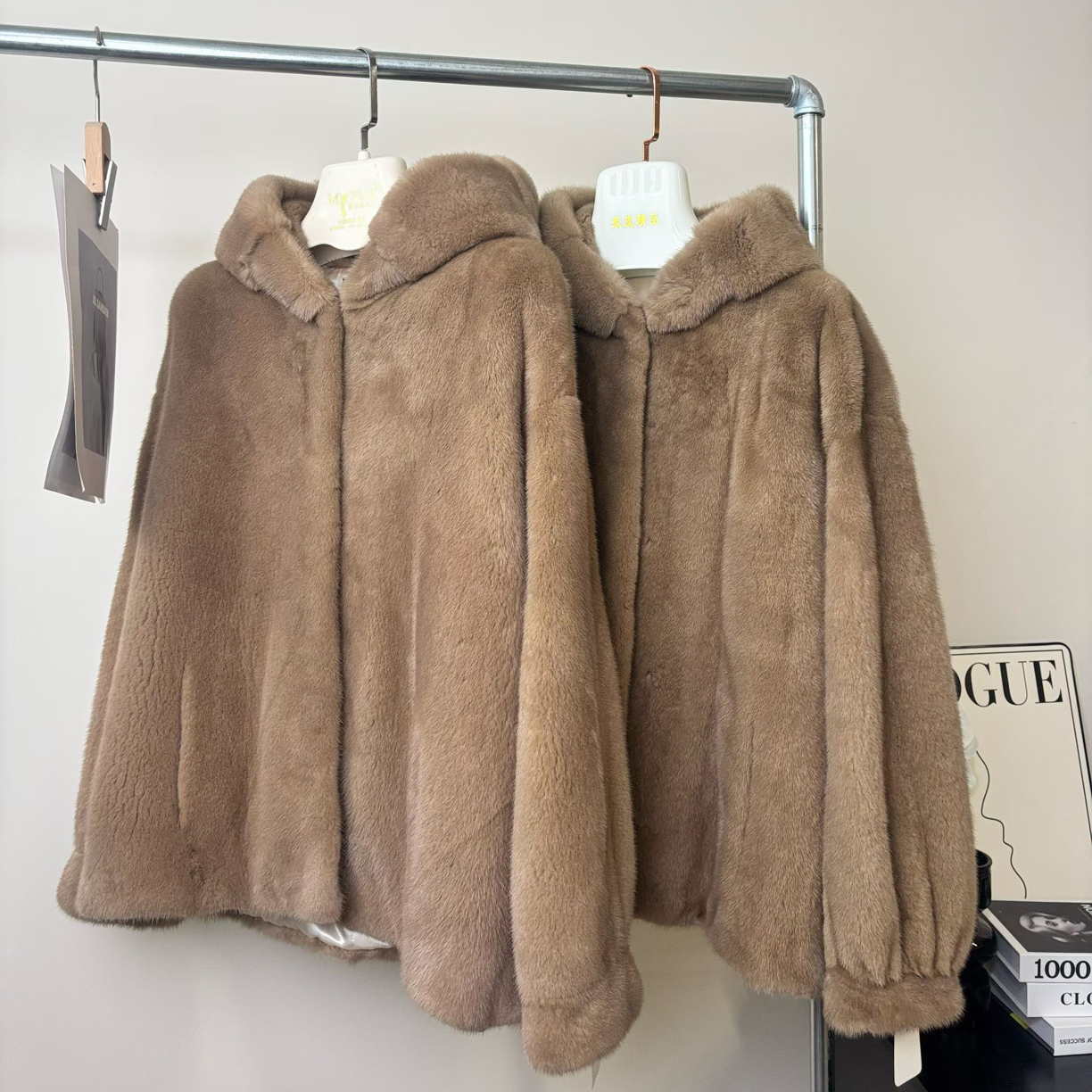 帕斯条夹克风雪帽款2025进口水貂皮草短二天鹅绒整貂网红福利爆款