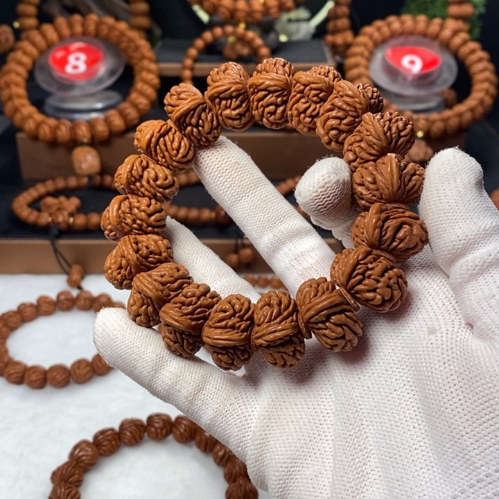 桃核吊坠秦岭龙纹