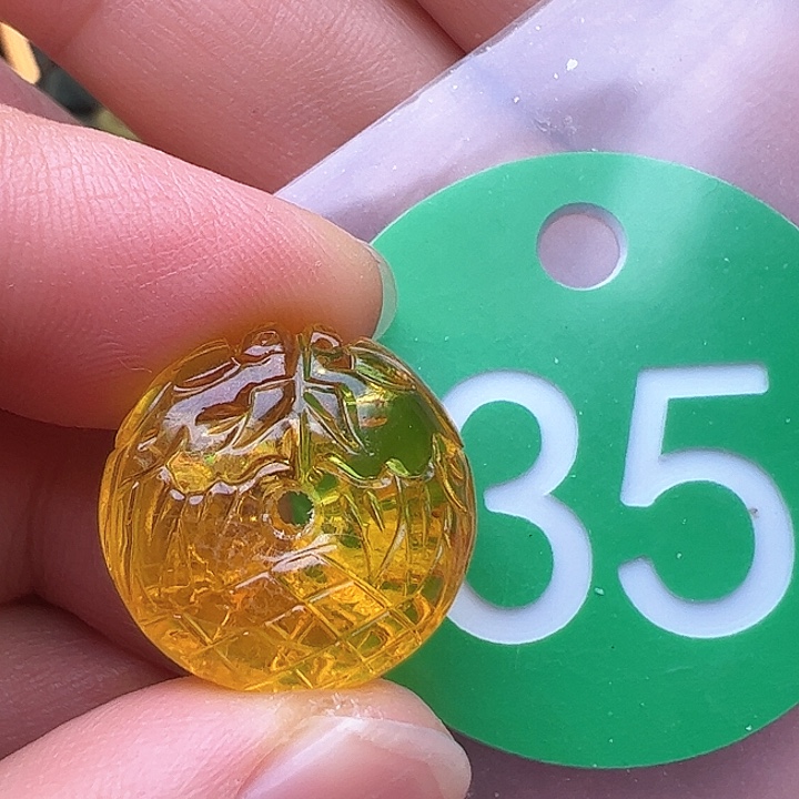 蜜蜡裸石未镶嵌17.5m m