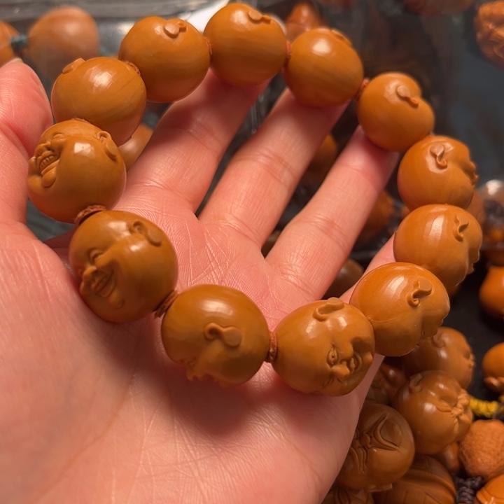 ***手串橄榄核开心19