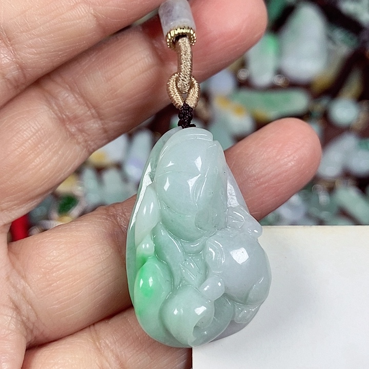 翡翠未镶嵌颈饰天然翡翠玉A货配证书