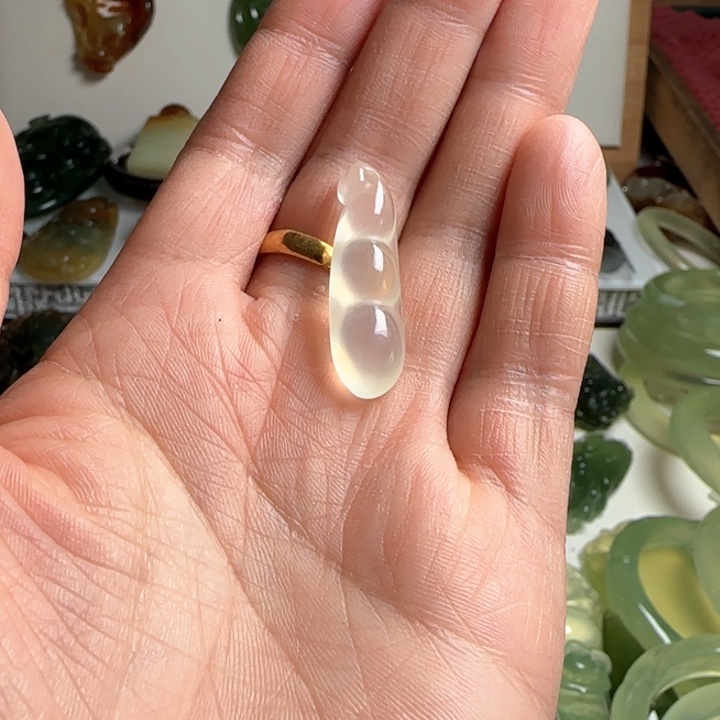 蛇纹石玉合金颈饰