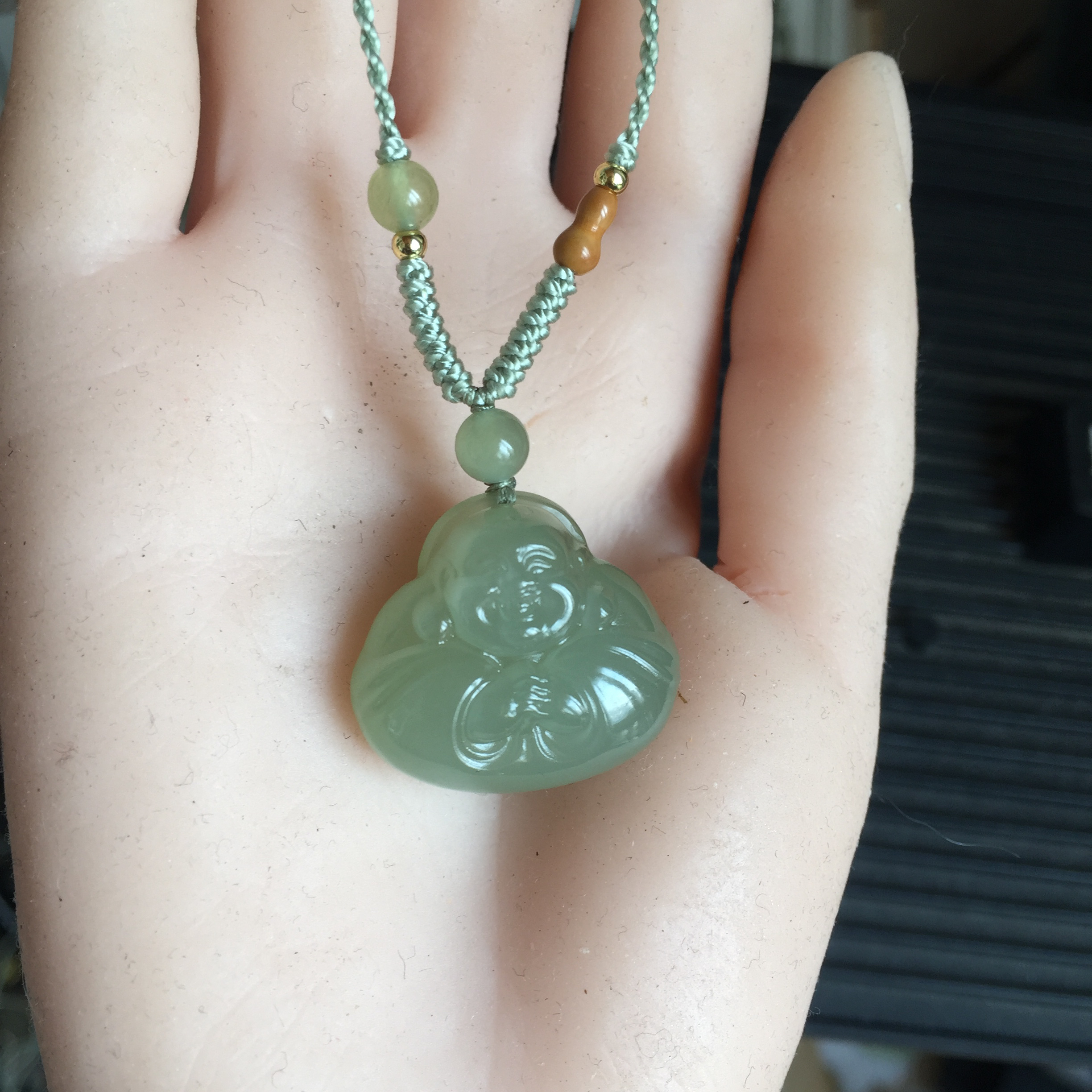 和田玉抱抱佛吊坠简约百搭颈饰尺寸22