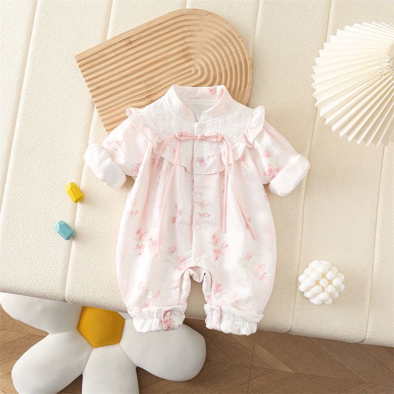 婴儿衣服女宝宝春装连体衣新生儿洋气满月小公主哈衣百天外出爬服