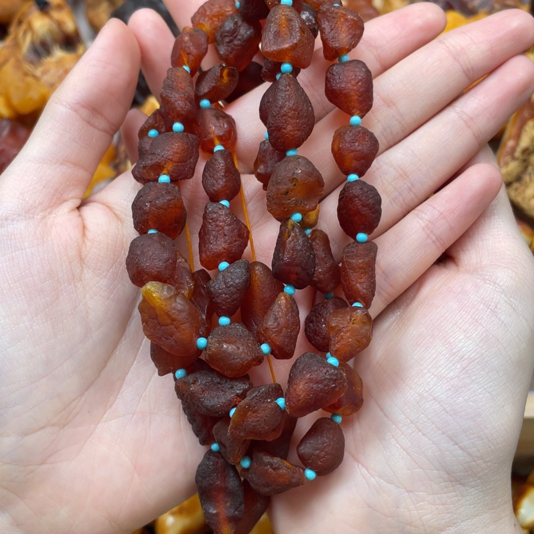 琥珀珠宝奇石未镶嵌