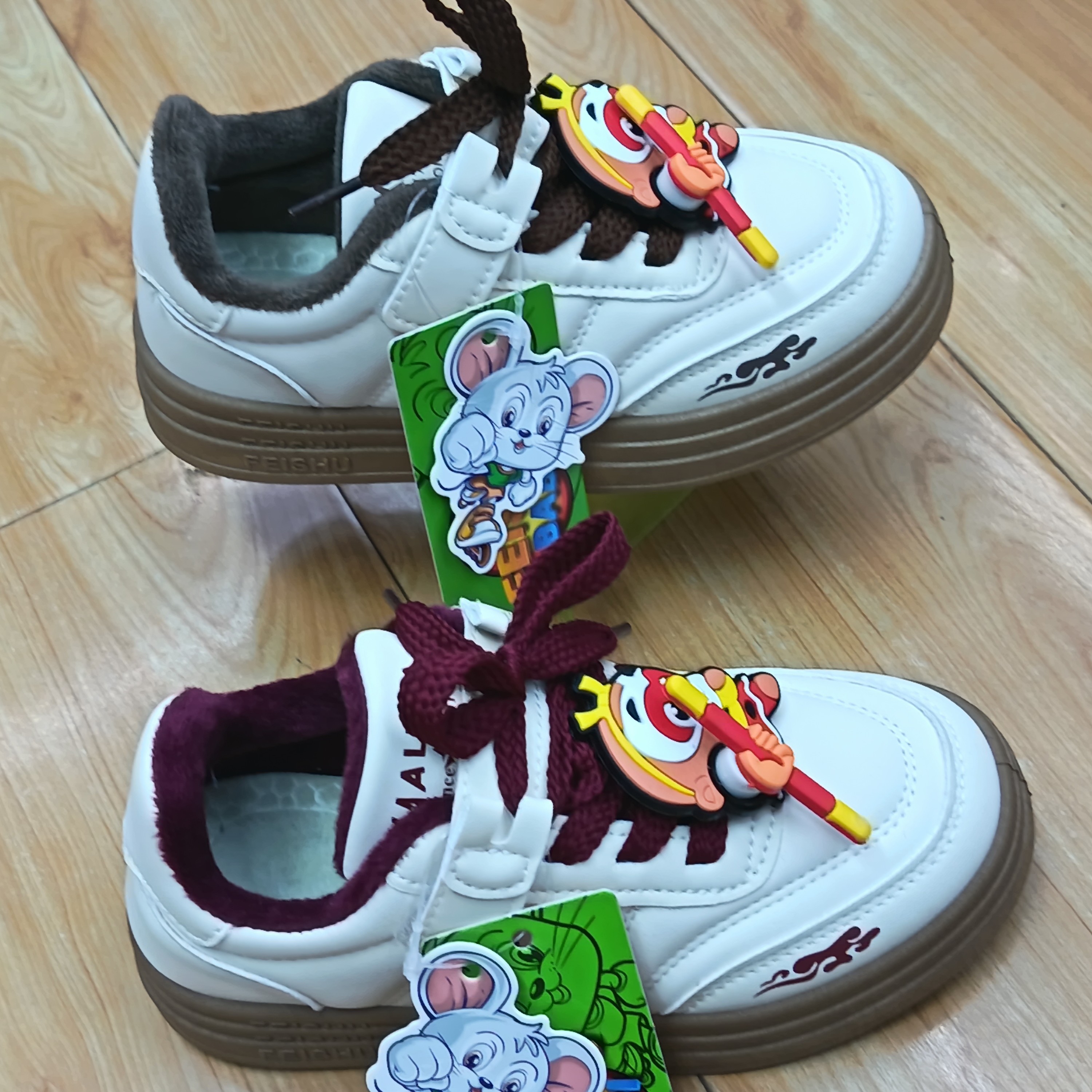 板鞋潮鞋运动风运动鞋二棉皮男童女童通用