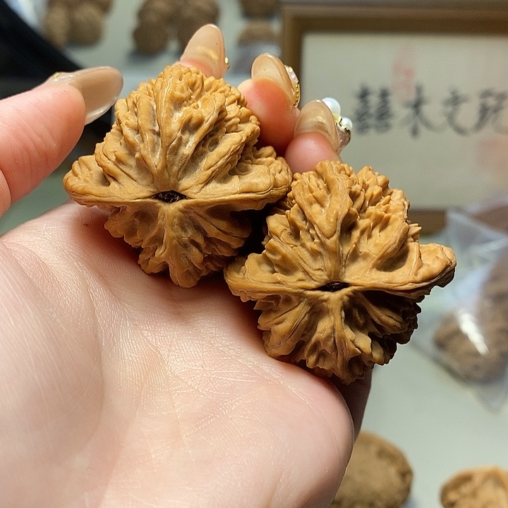 吊坠文玩核桃42麦虎