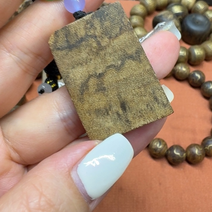 大叶紫檀（黑酸枝木类）