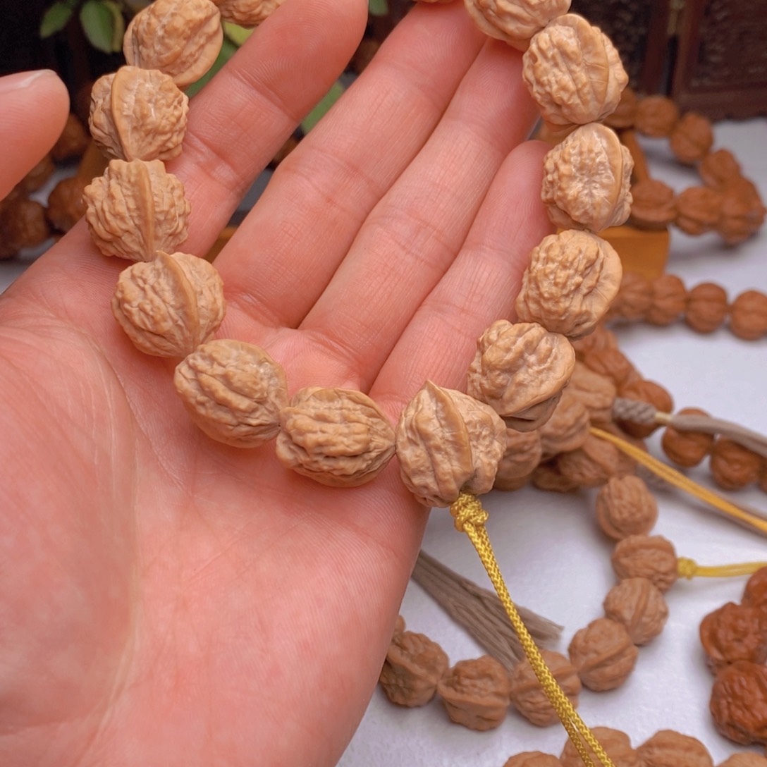 s***0手串桃核蛤蟆头尺寸18三通款