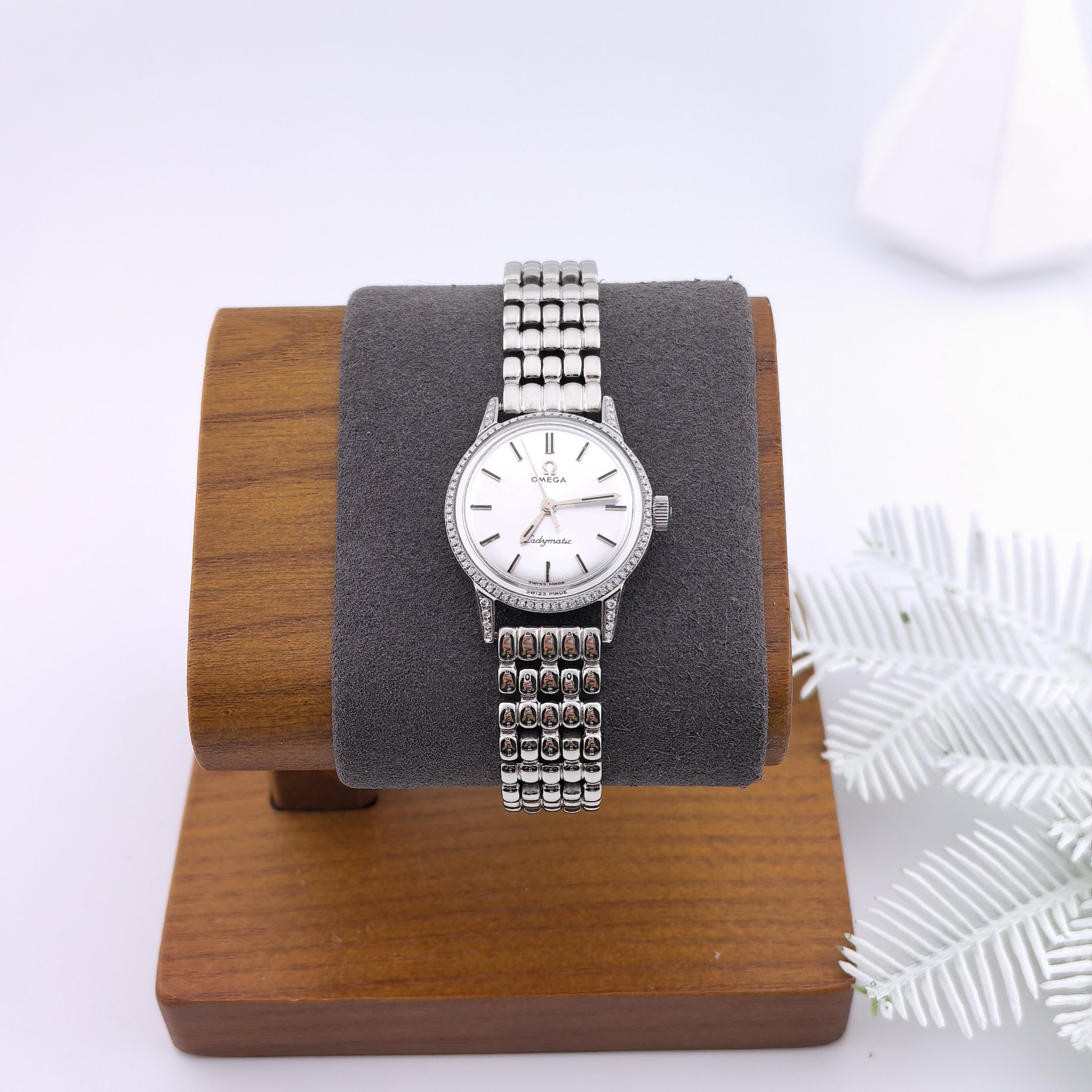 95新 Omega/欧米茄 【重庆中古谢漂亮】欧米茄手表/孤品/01460