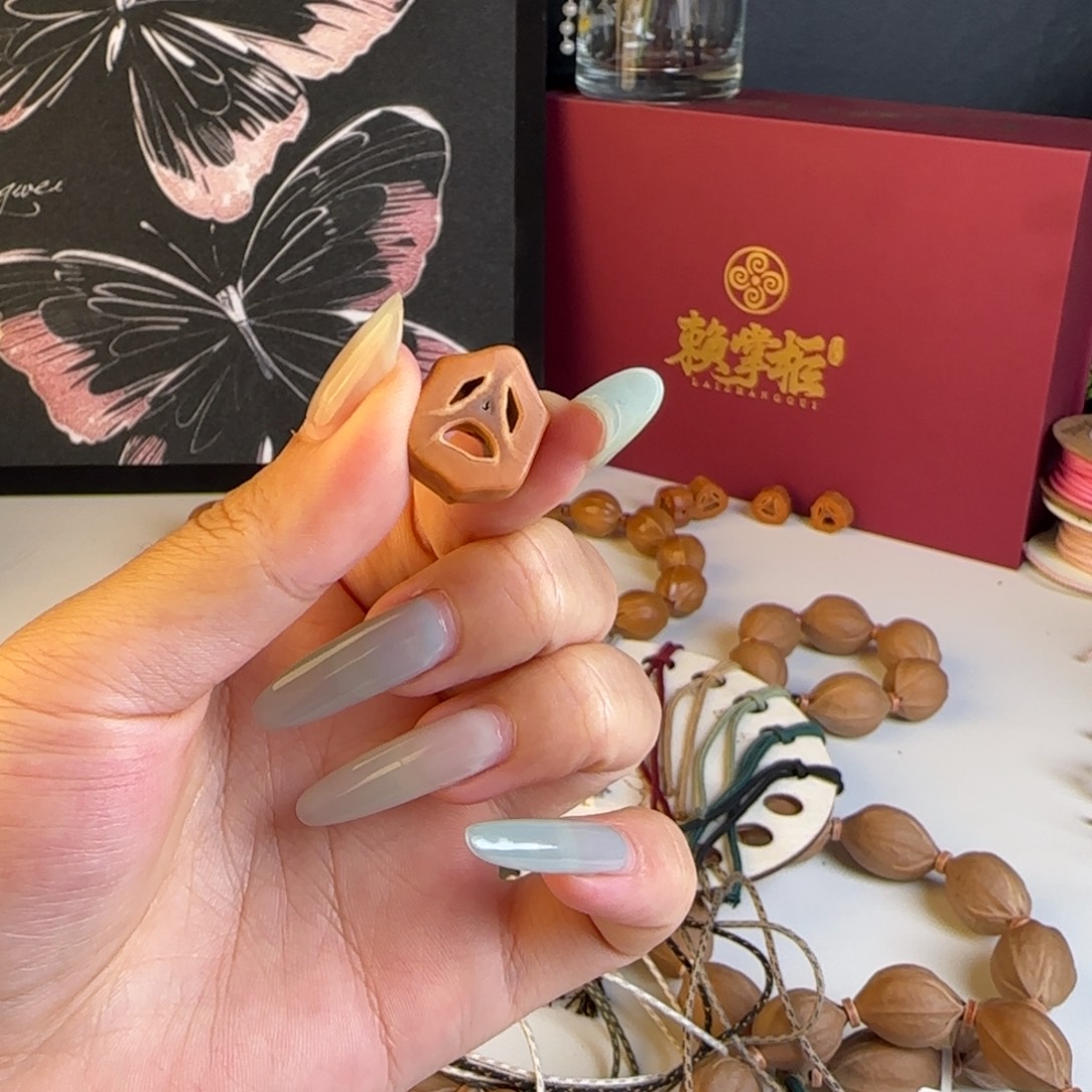 M***七橄榄核吊坠梅林铁核