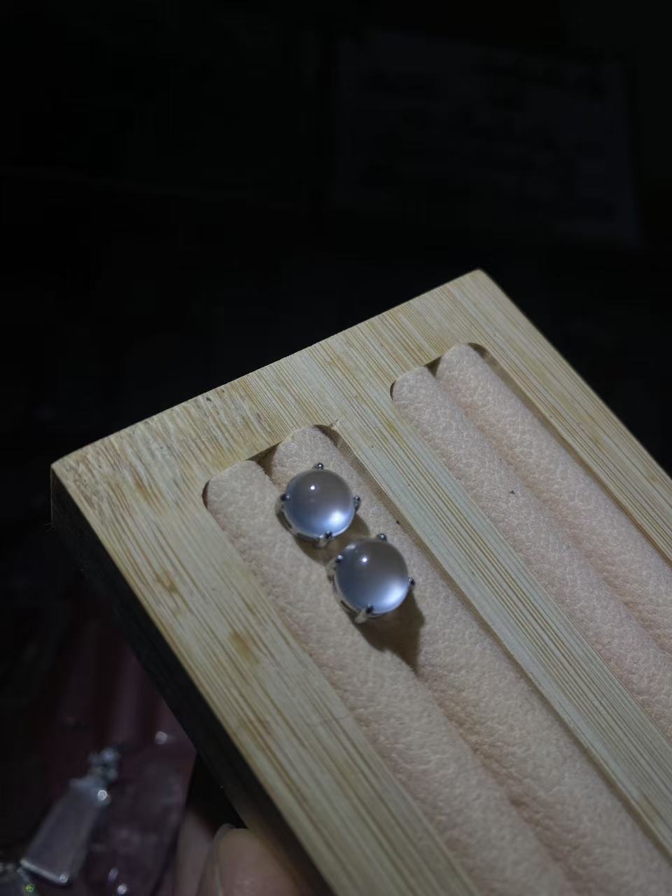 《Wind》S925银简镶素款蛋面耳钉