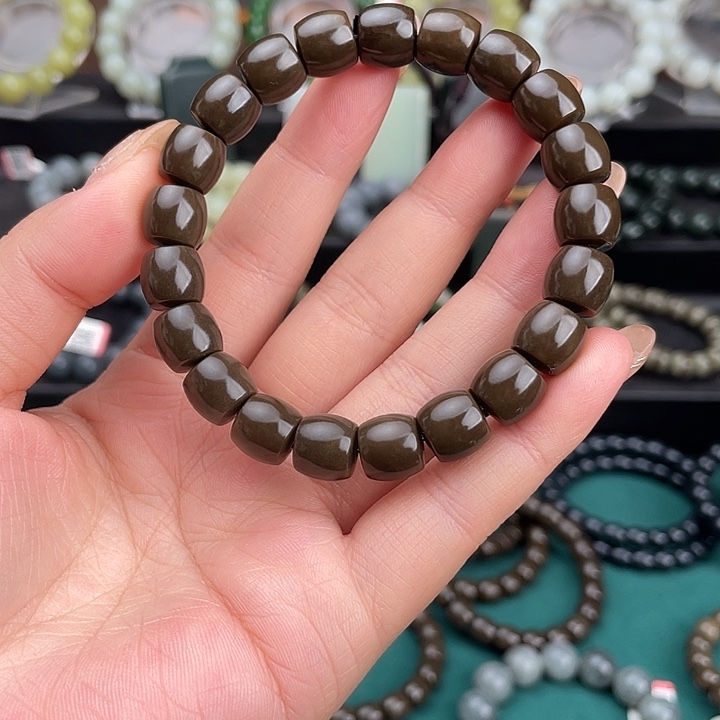 和田玉未镶嵌手链新疆且末金山矿老油糖卡10直切