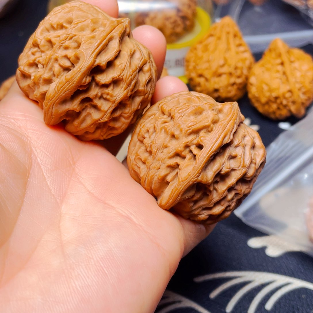 吊坠文玩核桃龙脉元宝