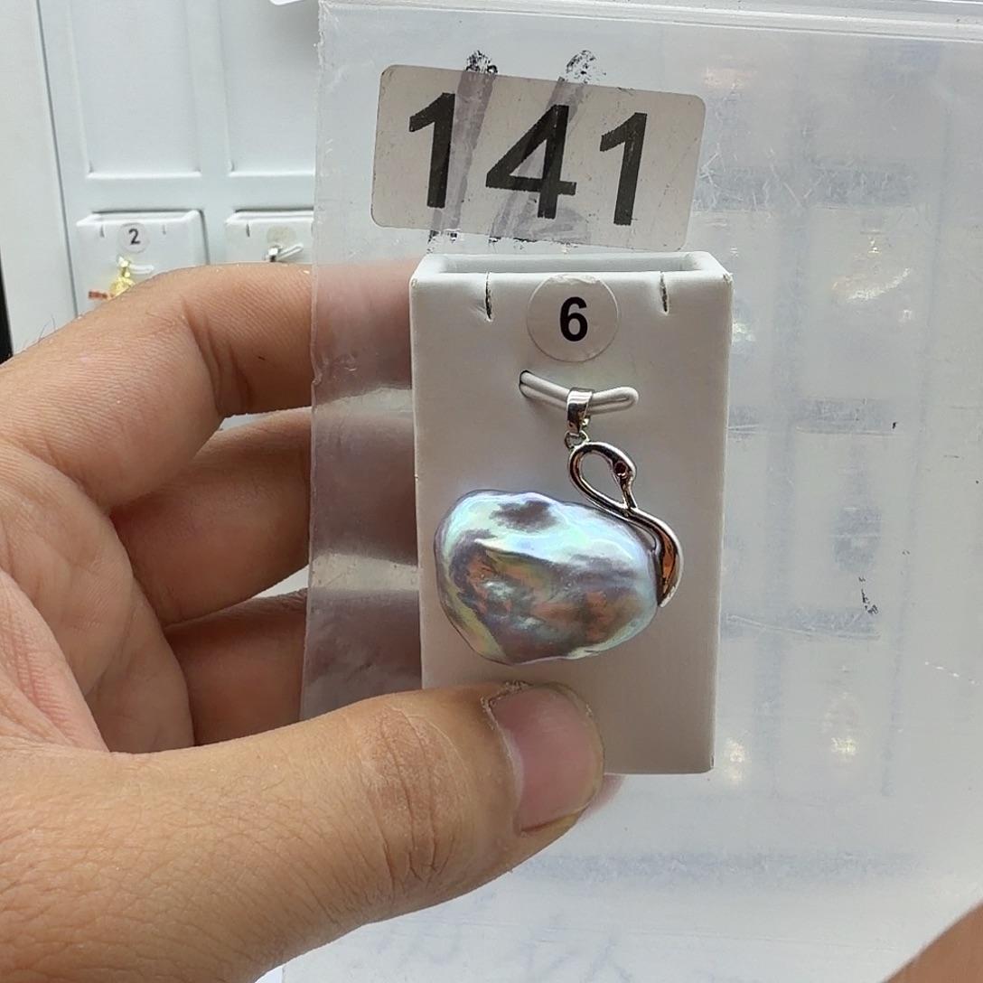 淡水珍珠颈饰合金