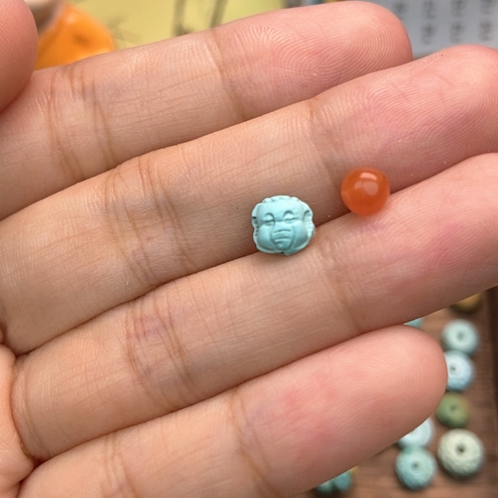 南红玛瑙未镶嵌珠宝奇石