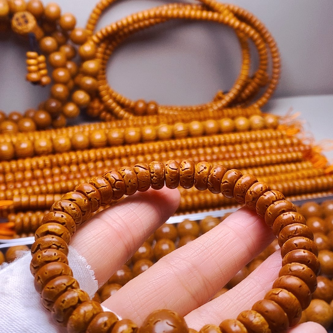 吊坠桃核5乘10核片手串微瑕疵28