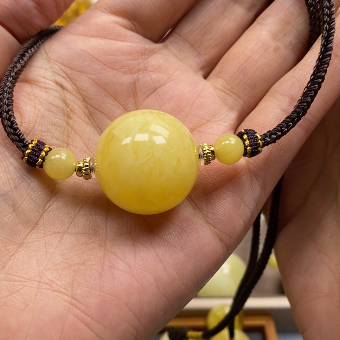 琥珀未镶嵌裸石蜜蜡