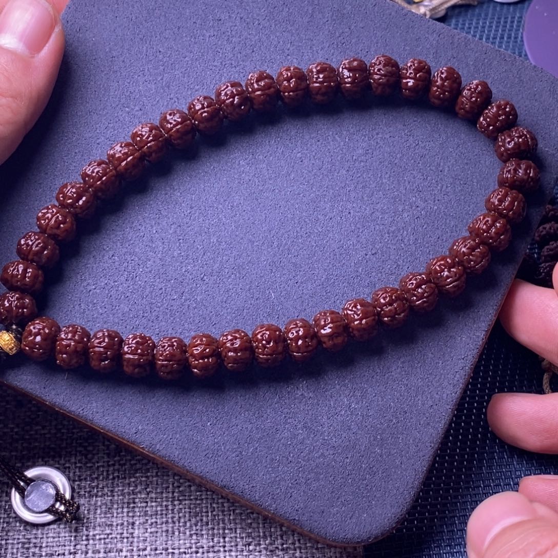 一***然金刚菩提吊坠老树