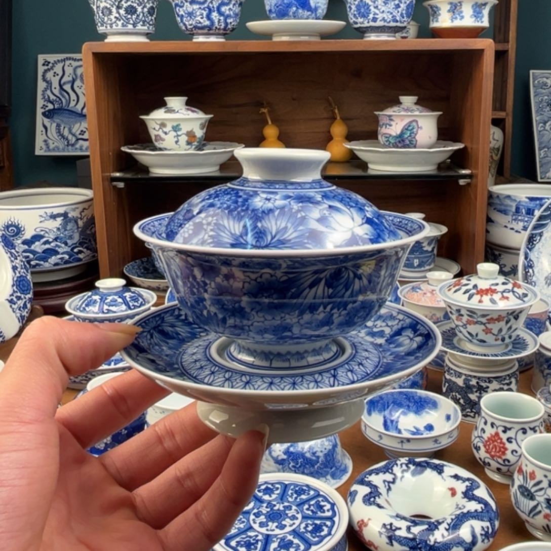 瓷片盖碗哈哈哈哈哈哈哈哈哈