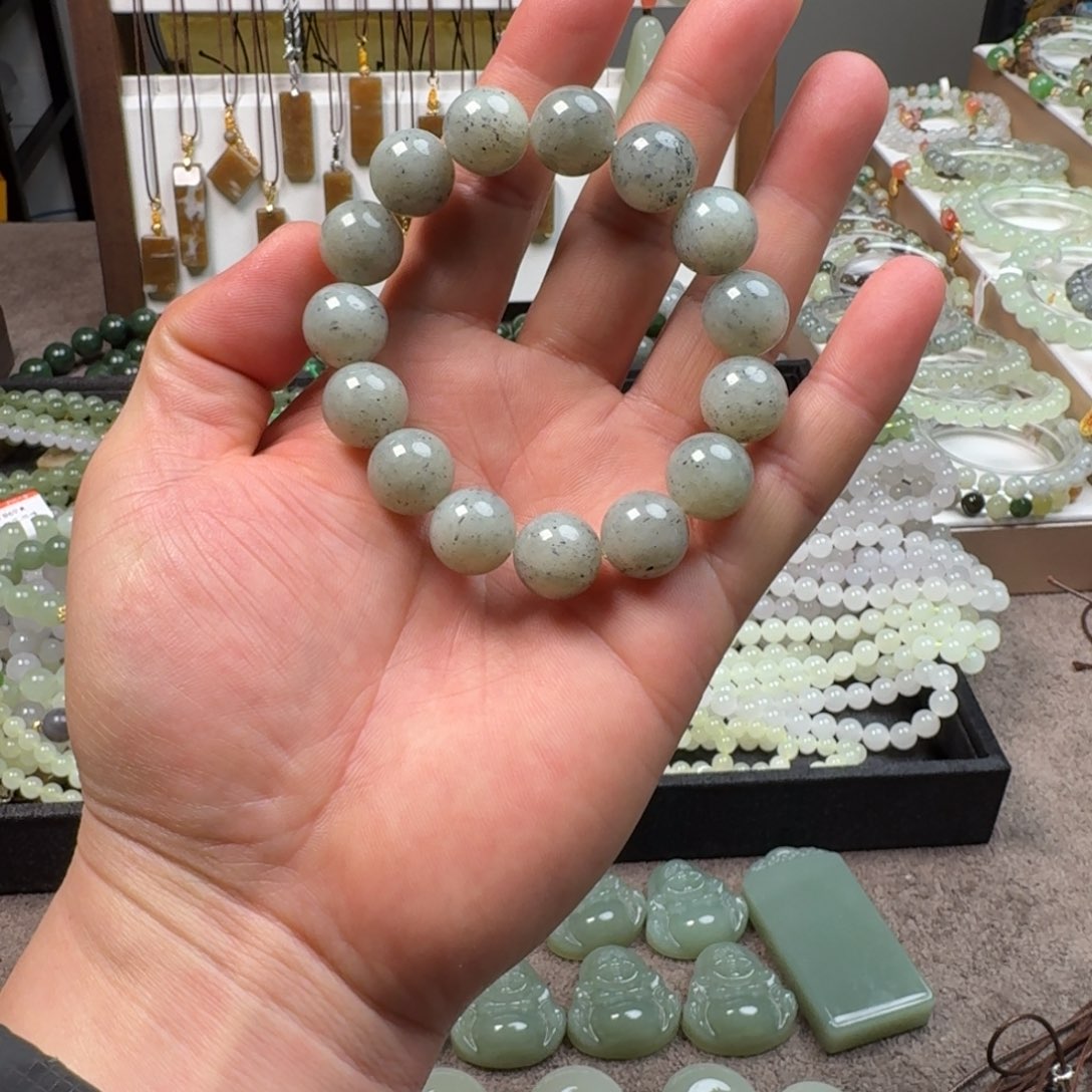 和田玉未镶嵌手链