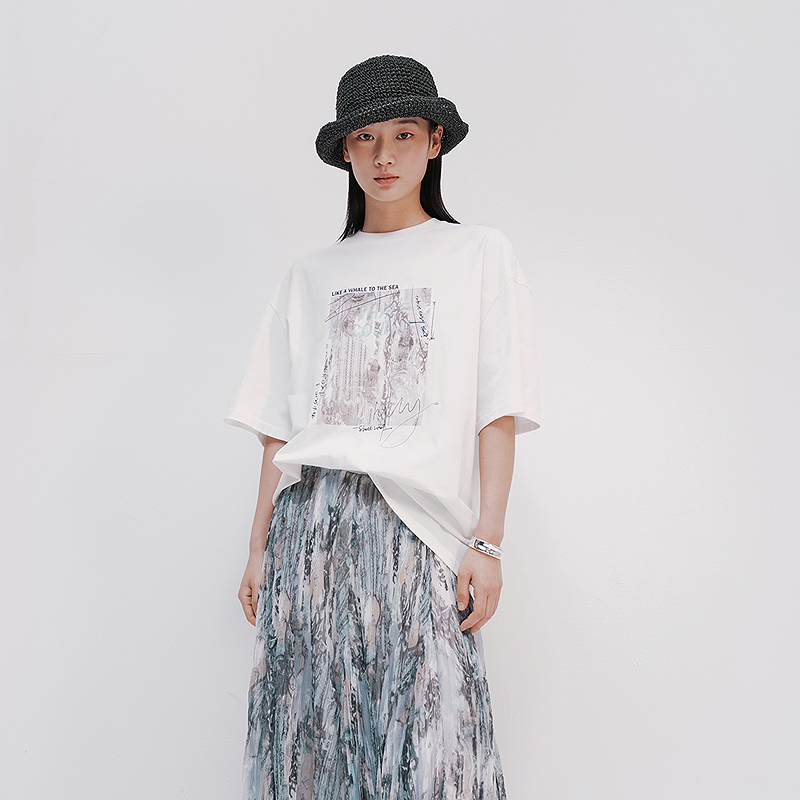 【都市漫游】HPLY荷比俪夏女白色印花落肩圆领休闲T恤HXF26620429
