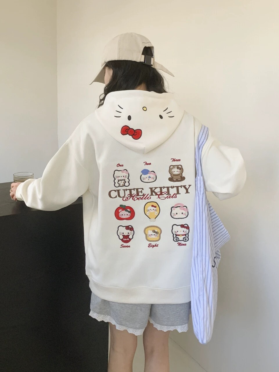 商场同款帽子凯蒂猫连帽卫衣女2025新款宽松休闲百搭上衣卫衣学生