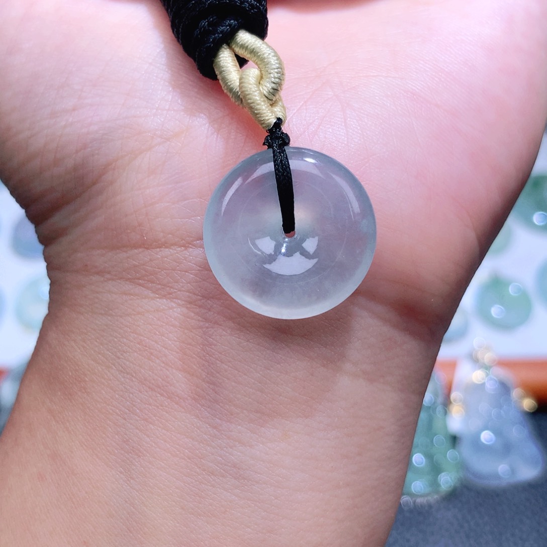 翡翠未镶嵌颈饰扣子