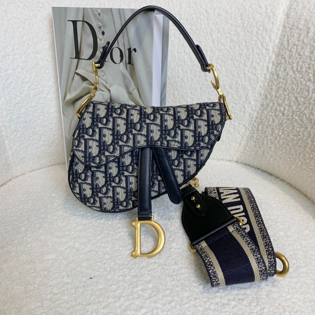99新 DIOR/迪奥 老花刺绣马鞍小号 50549745