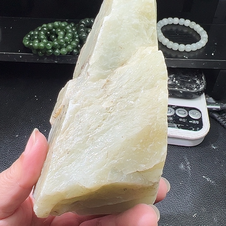 和田玉（糖玉）未镶嵌车挂