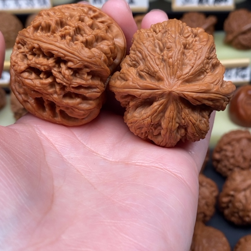 【闪购商品】文玩核桃吊坠粗筋47