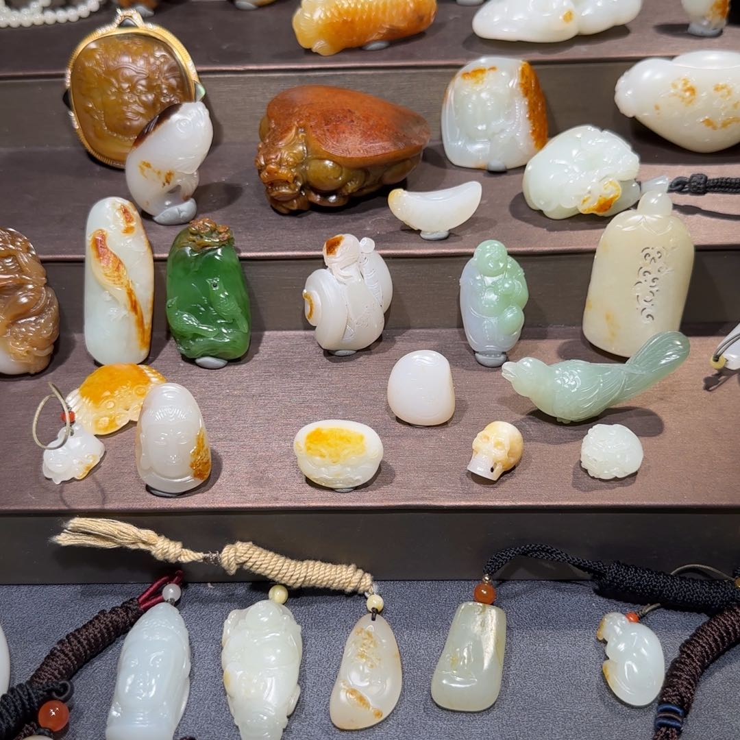 和田玉颈饰未镶嵌尔*