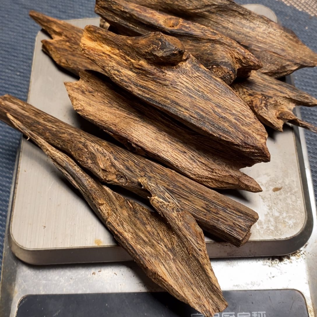 香榧木手工艺非遗技艺竹木根雕及其制品克重：91