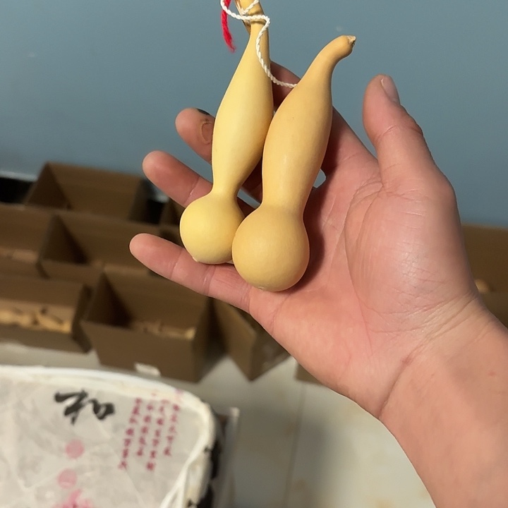 微***蓝有机玻璃天然本捻葫芦手把件