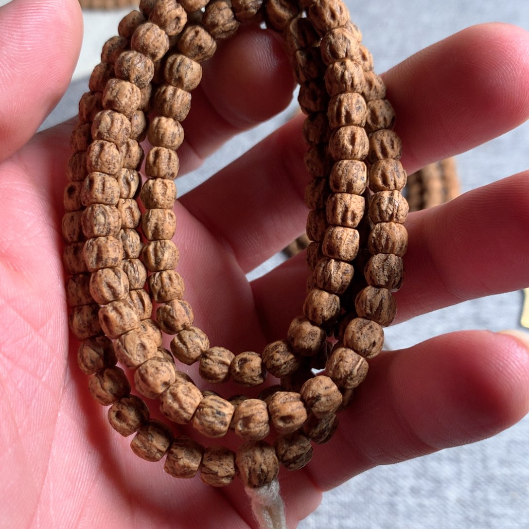 柏香籽/百香籽吊坠老*豆