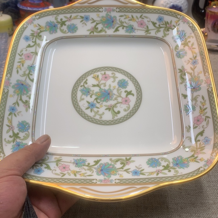 金瓷阁家的美丽瓷器