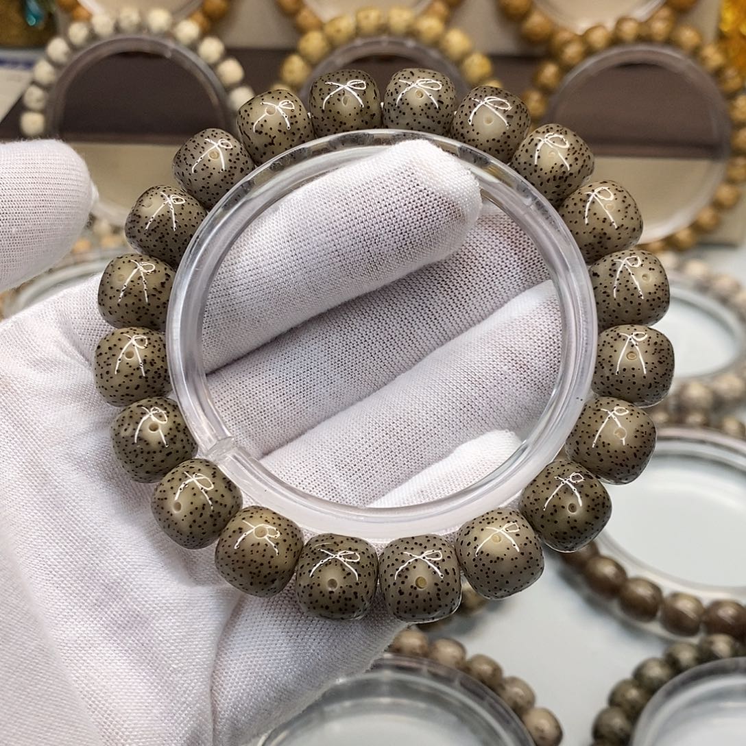 手串星月菩提12×11一物一图原生态的黑冰小细星