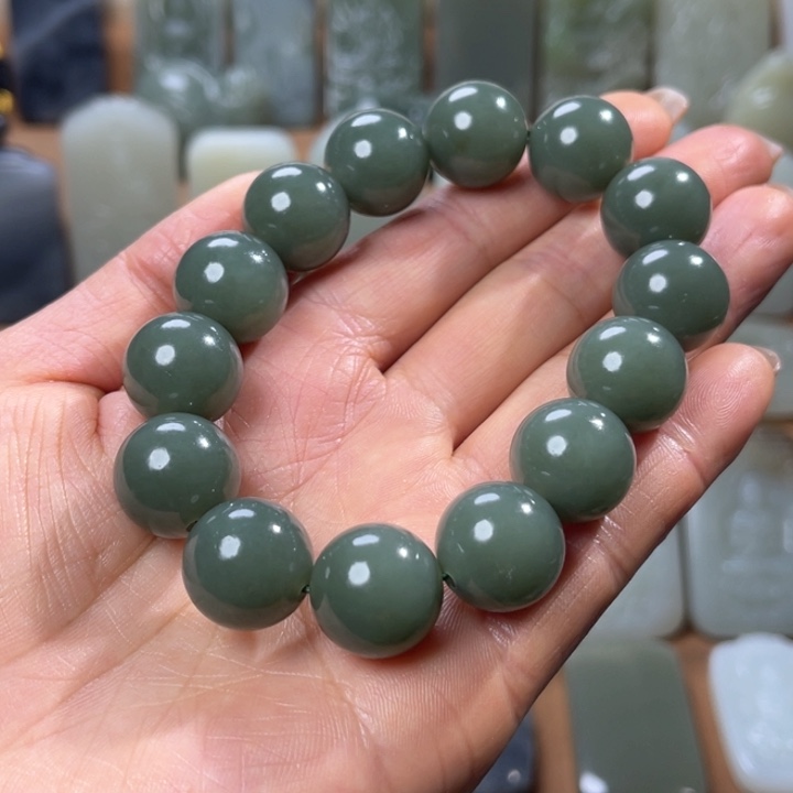 和田玉（糖玉）手串未镶嵌水*谜