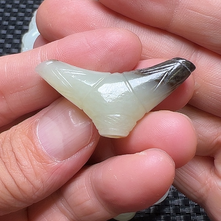 和田玉未镶嵌挂件酒*