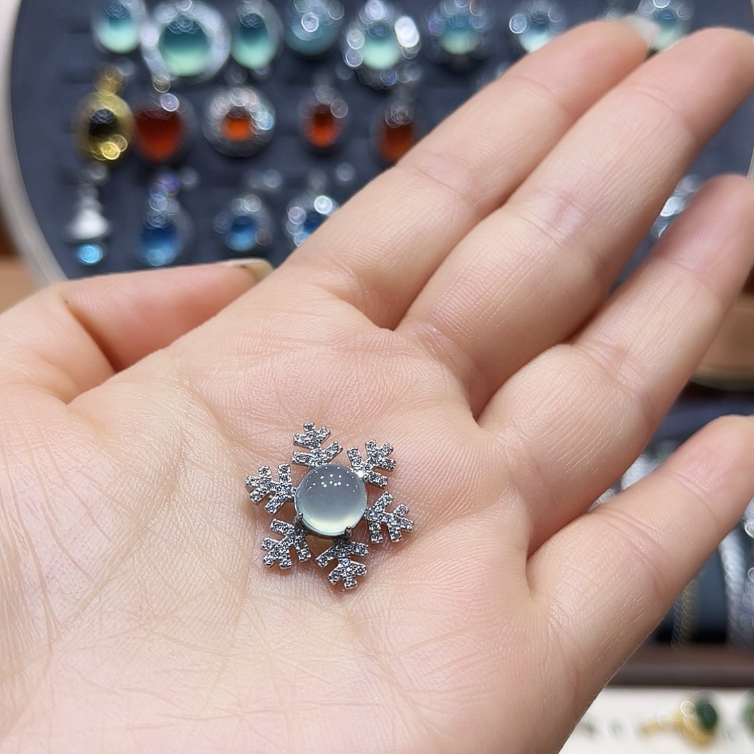 岫玉银S925镶嵌颈饰