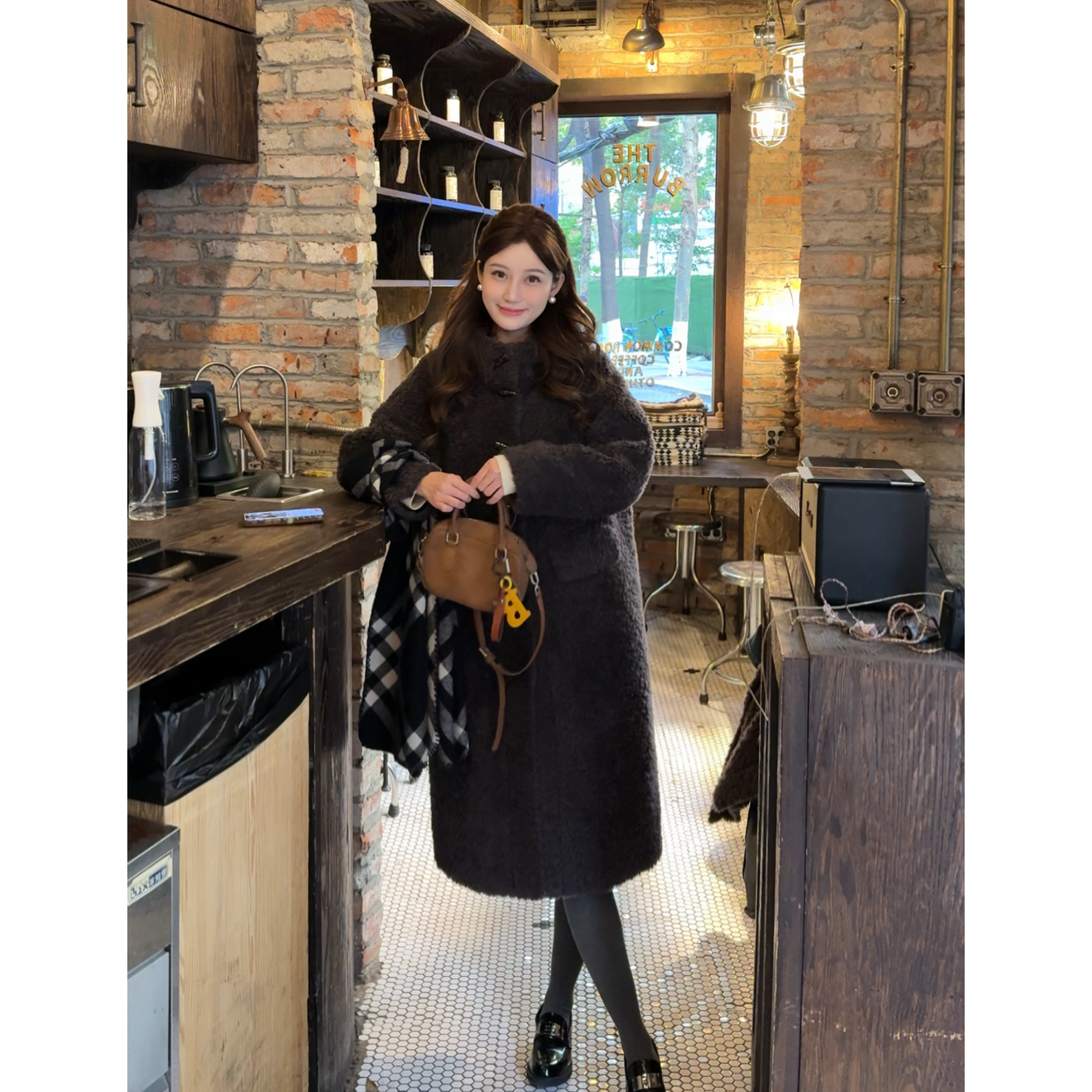 美力城羊羔毛鹅绒服冬季新款外套 鹅绒内胆100%绵羊毛 带帽长款