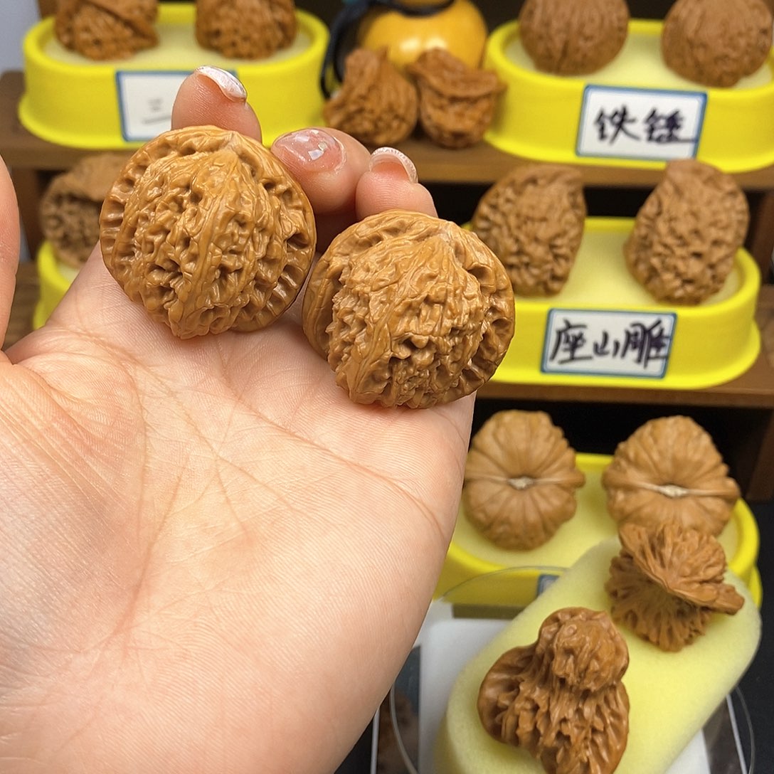 核桃白狮子 文玩/木作/... 文玩把件