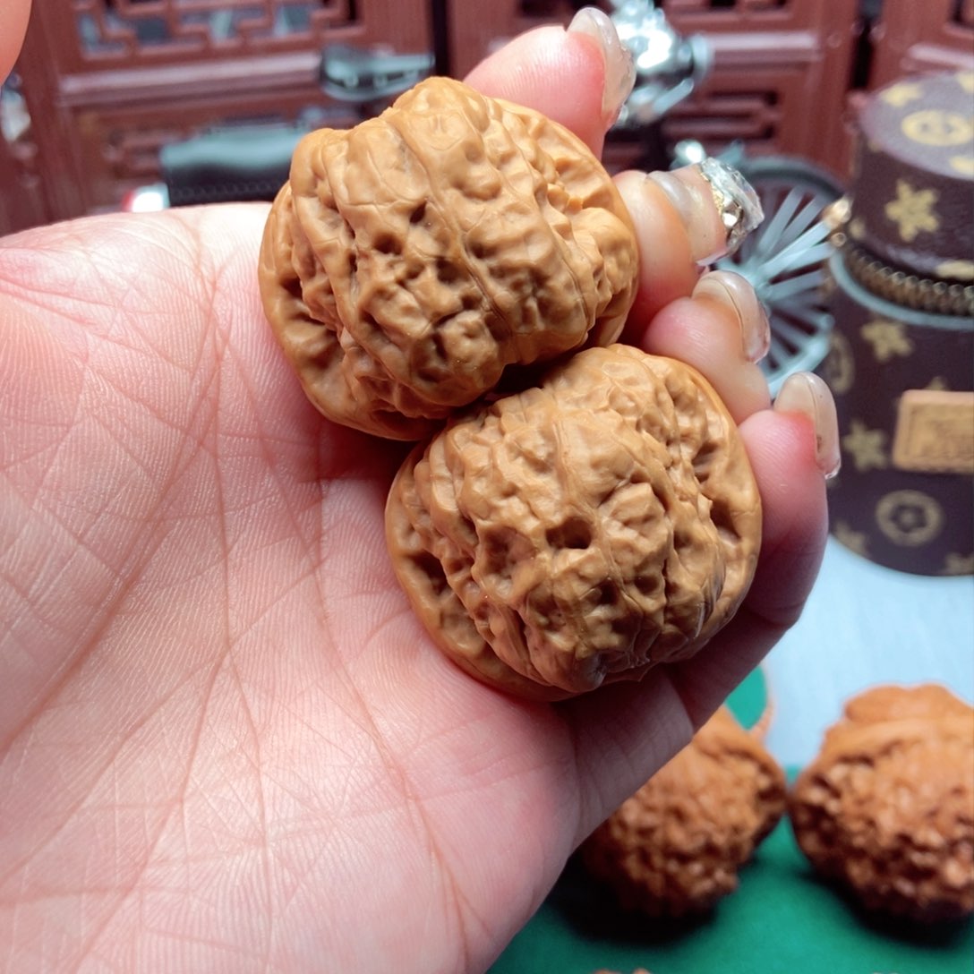 文玩核桃吊坠蛤蟆36已打底