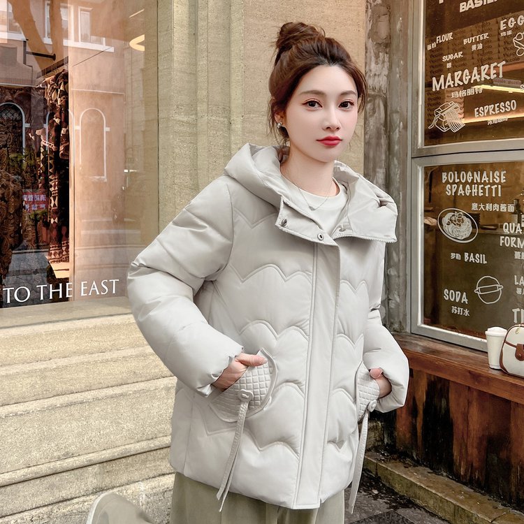 休闲风连帽常规短款女装外套韩版加厚中长款