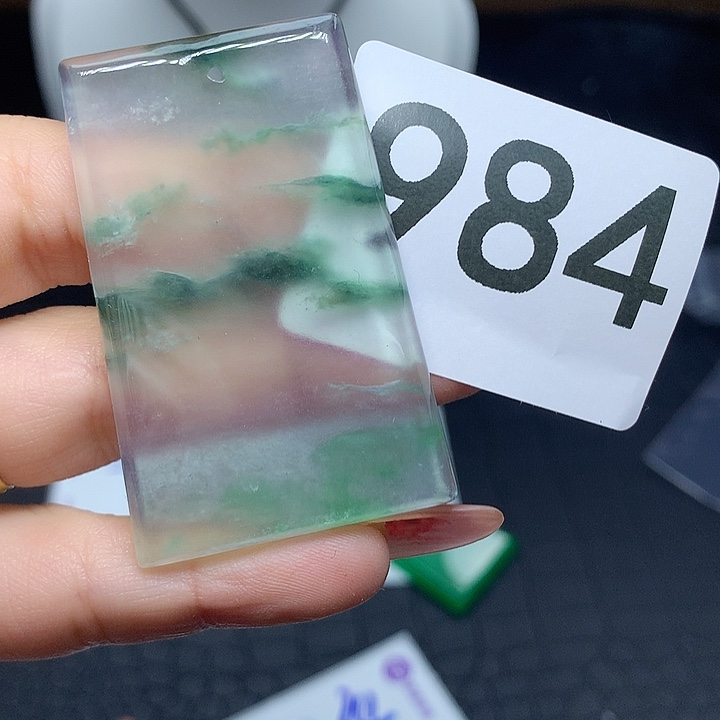 翡翠吊坠(赠链)未镶嵌