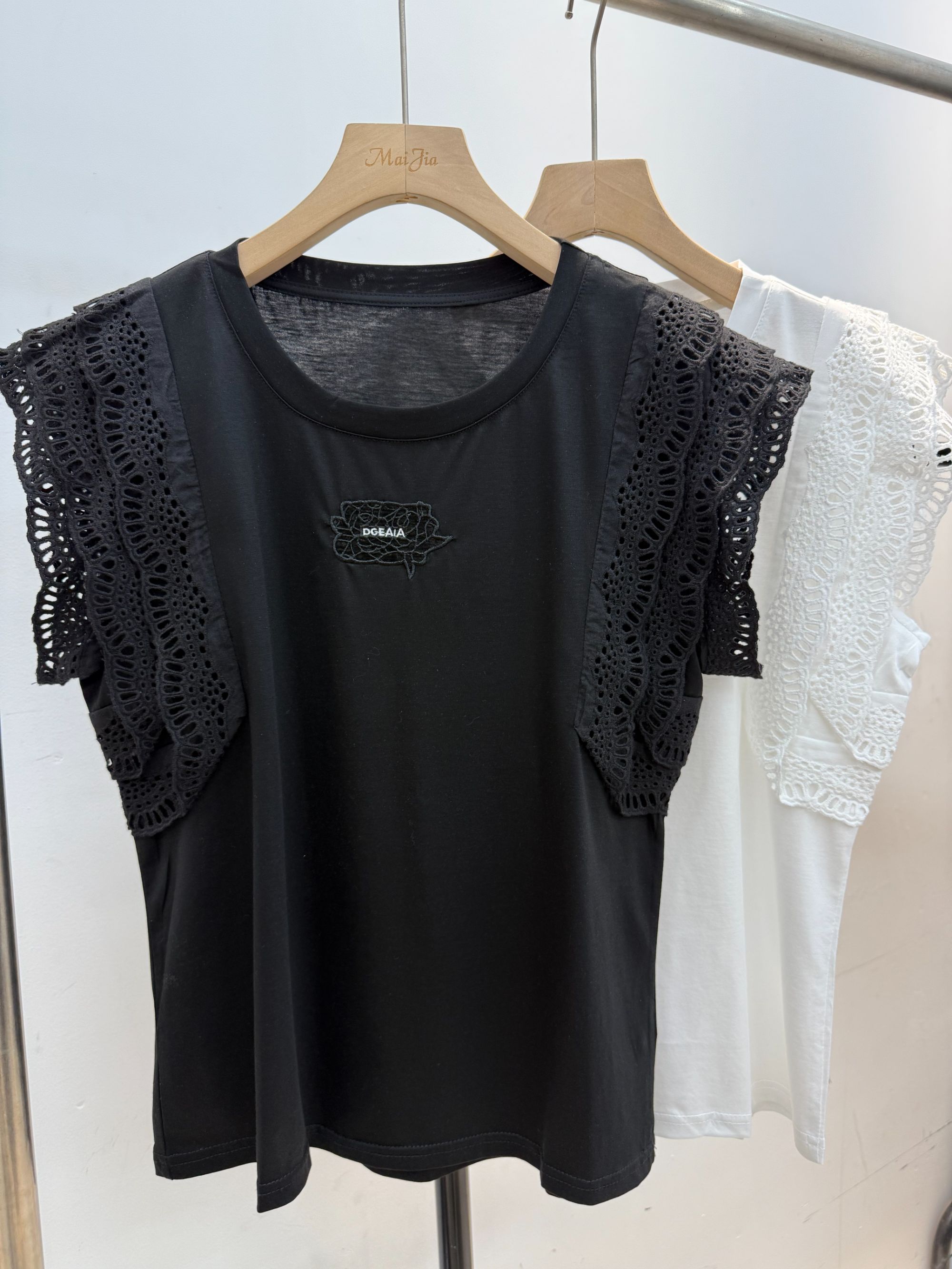 【女人家】8827夏季新款双层蕾丝飞飞袖T恤圆领洋气上衣