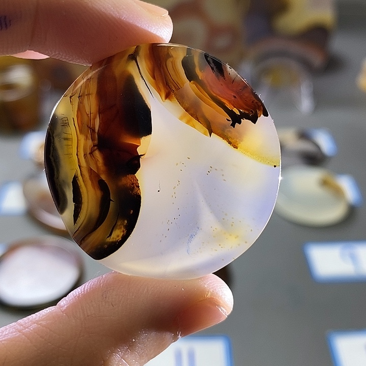 玛瑙/玉髓未镶嵌珠宝半成品109